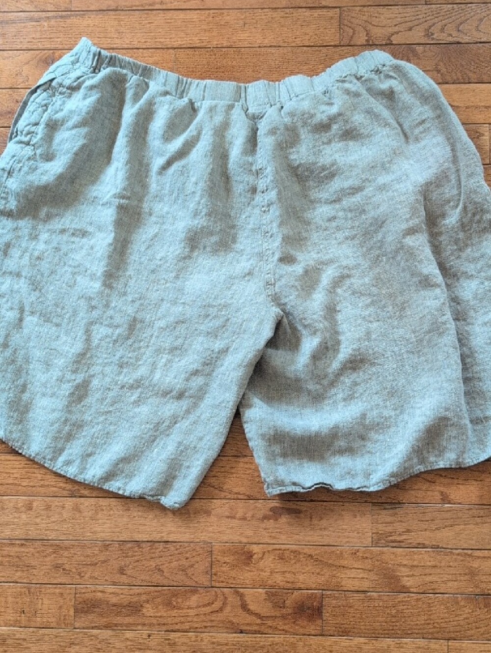 Poetry Light Gray Linen Elastic Waist Shorts - Picture 3 of 4